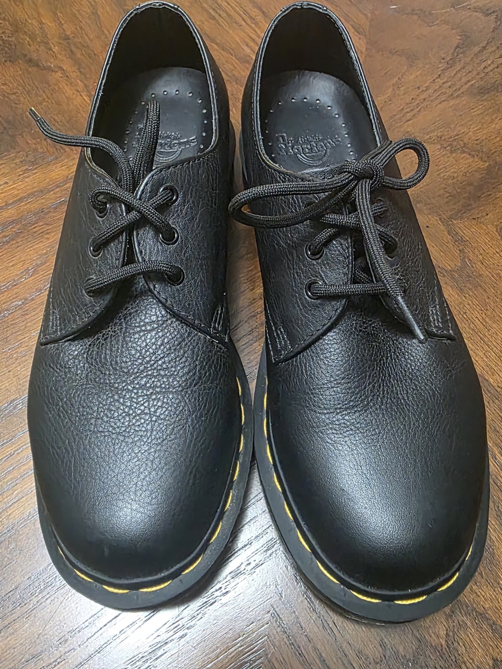 Dr Martens Lace Up Shoes Ladies Size 7 Like New Black
